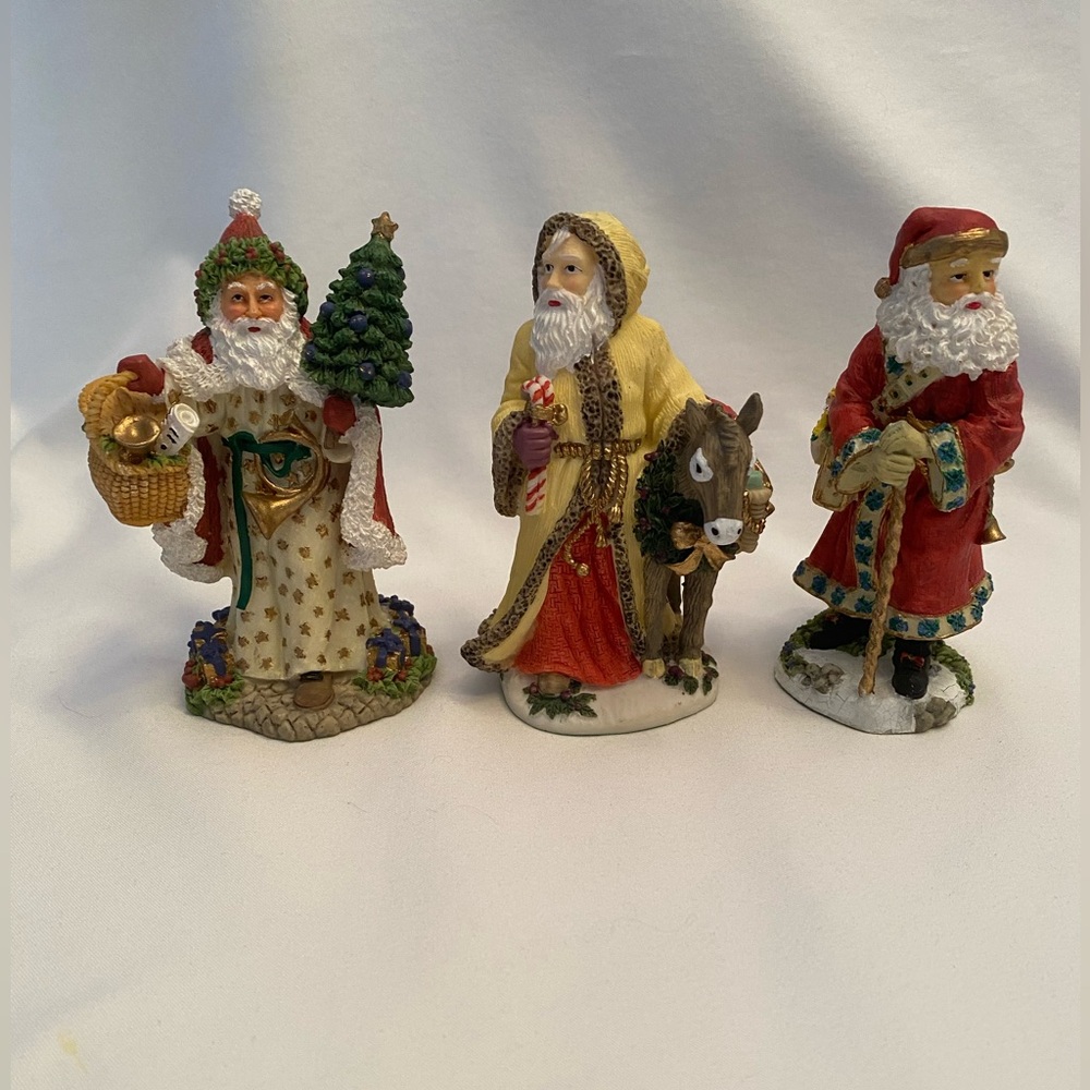 Vintage International Resources Santa Collection Set of 3 SC09, SC34, SC31